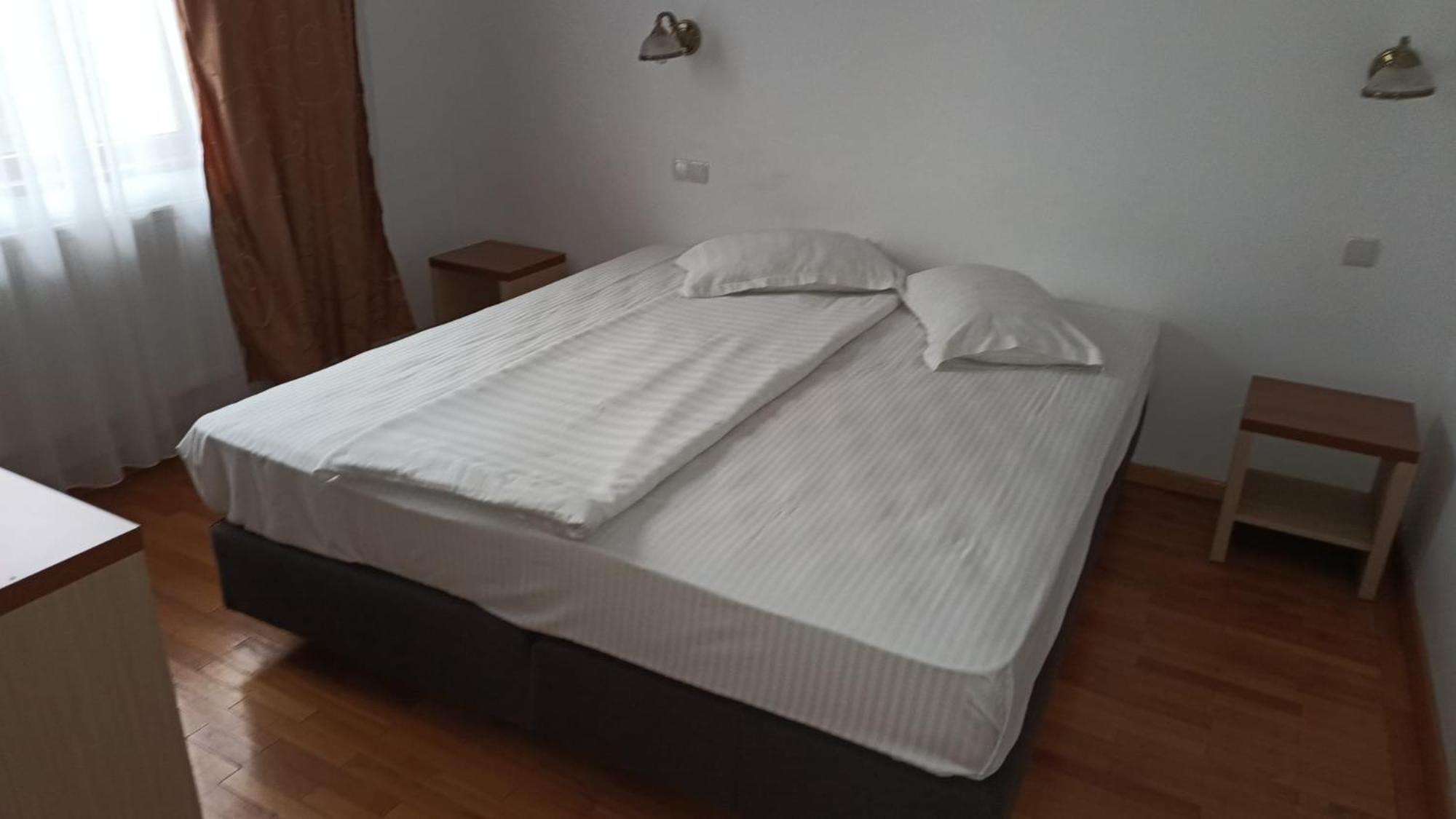 Hotel Posada Ramnicu Valcea Bagian luar foto