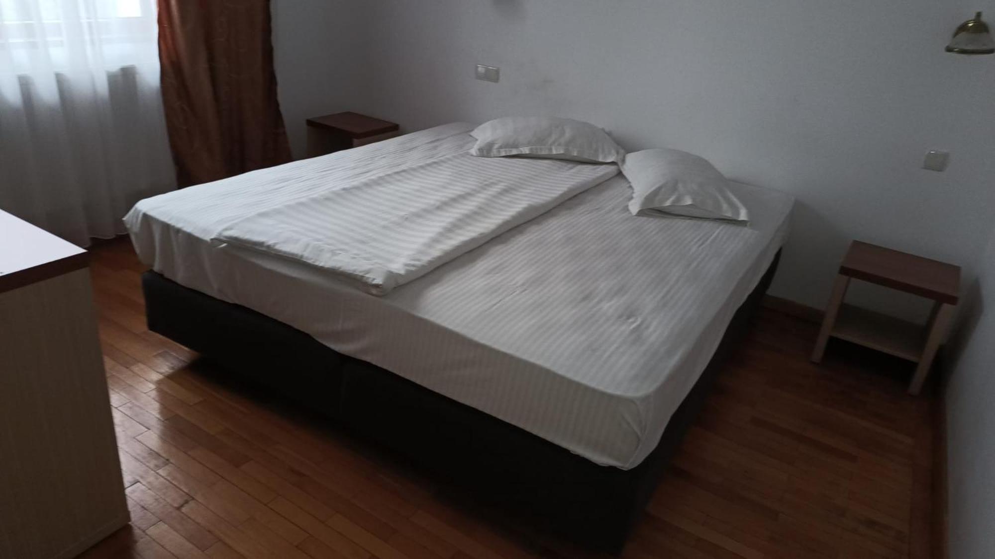 Hotel Posada Ramnicu Valcea Bagian luar foto