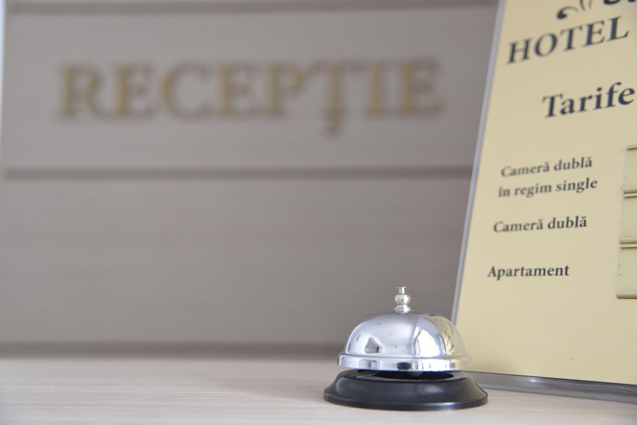 Hotel Posada Ramnicu Valcea Bagian luar foto